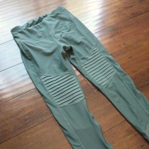green moto leggings size small